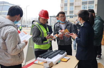 陜西交控西富分公司深入秦創(chuàng)原與隆基綠能“交朋友” 探索技術(shù)推廣服務(wù)新路徑
